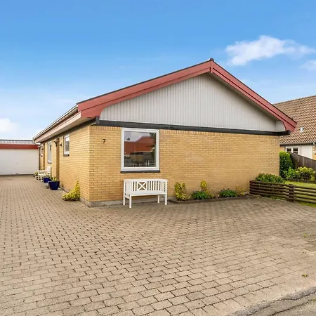 Elika - 1-5km From The Sea By Interhome *